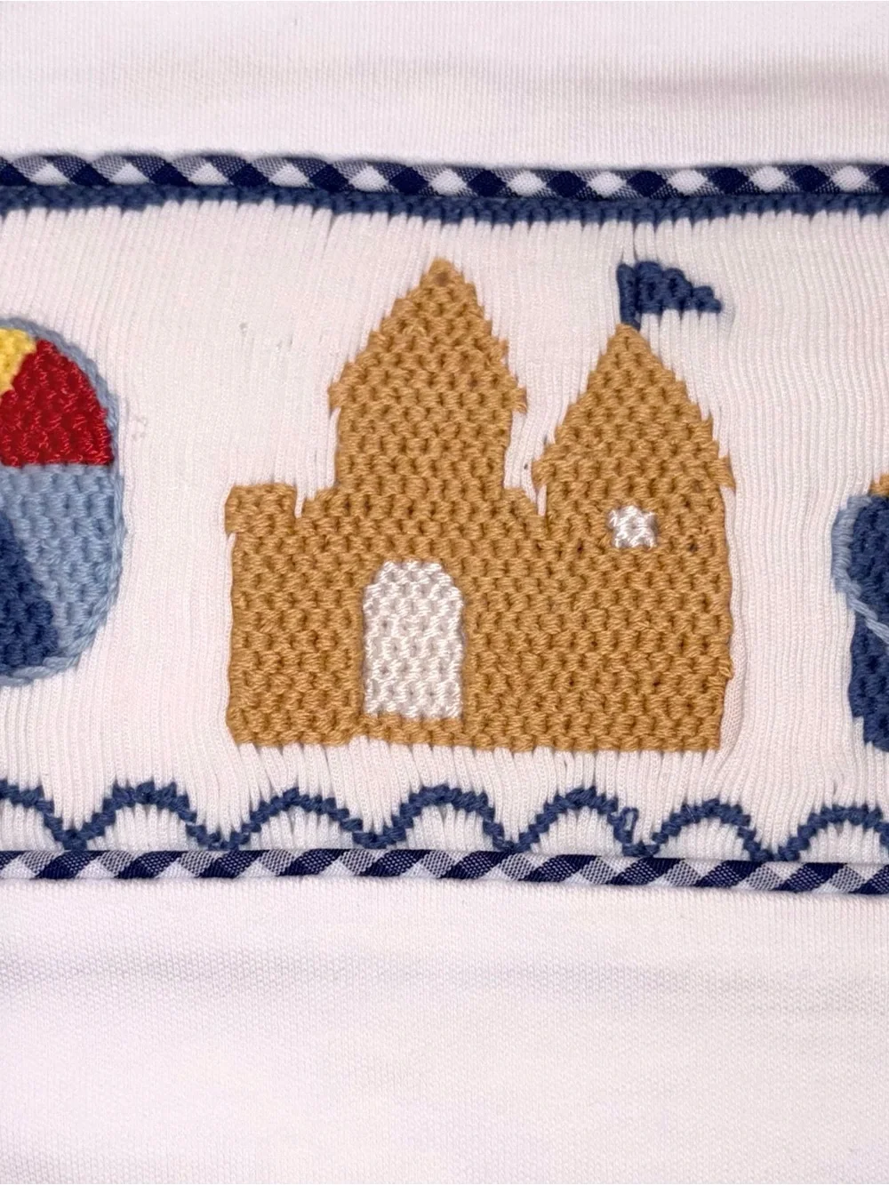 Stitchy Fish smocked & embroidered sand castles 2 pc shorts set sz 2T NWT
